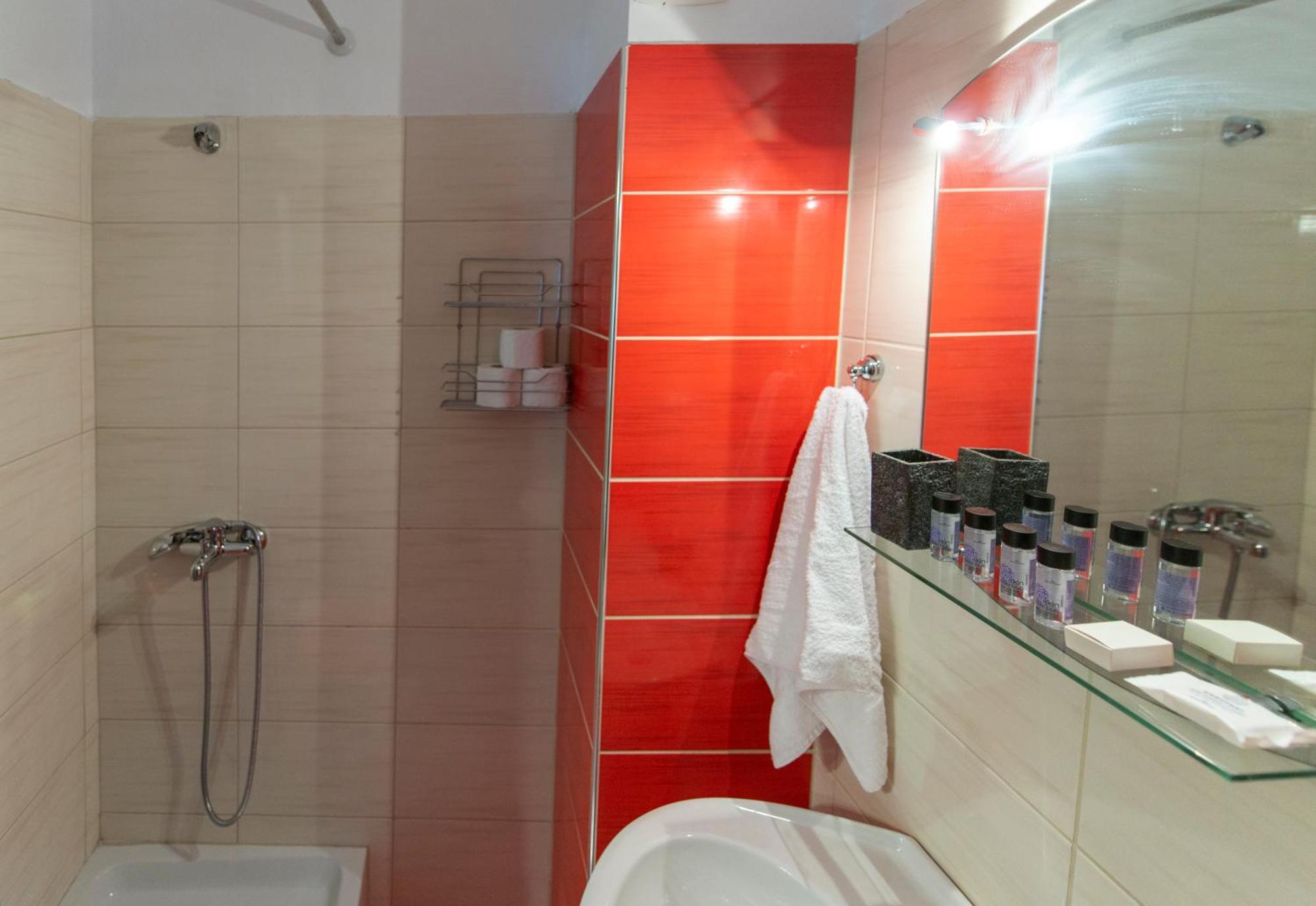 Central & Riverfront Room 1 Edessa Eksteriør billede