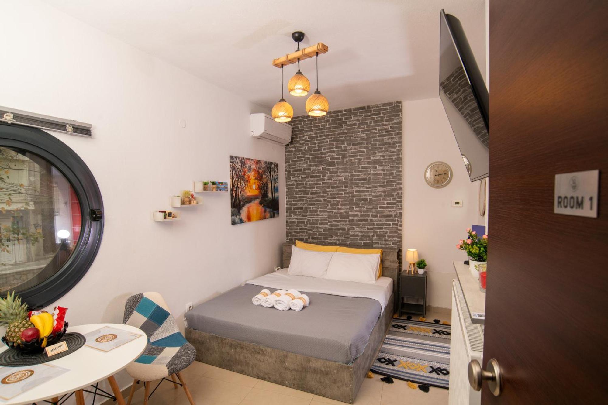 Central & Riverfront Room 1 Edessa Eksteriør billede